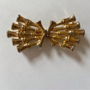 MIMI di N Bamboo Belt Buckle Vintage 1977 Gold Tone Preppy